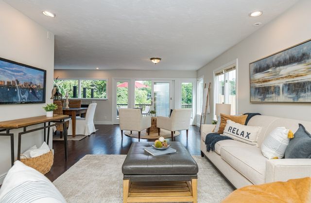 48 County St, Ipswich, MA 01938