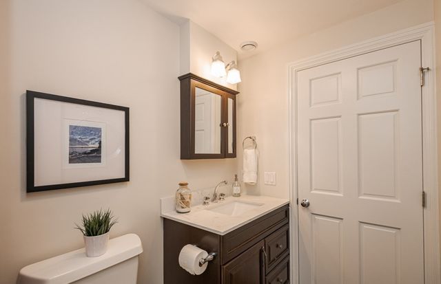 48 County St, Ipswich, MA 01938