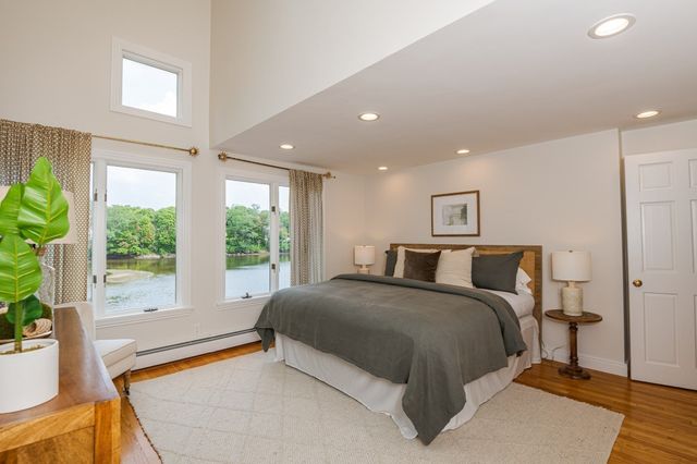 48 County St, Ipswich, MA 01938