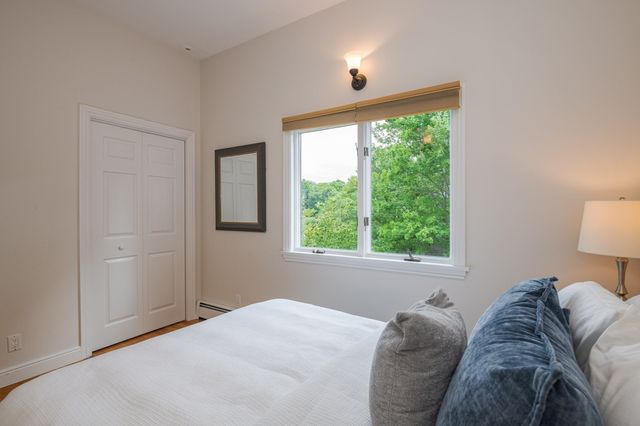 48 County St, Ipswich, MA 01938