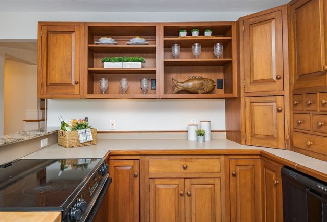 48 County St, Ipswich, MA 01938