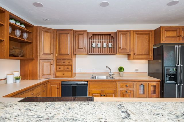 48 County St, Ipswich, MA 01938