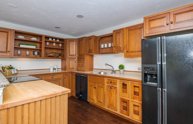 48 County St, Ipswich, MA 01938