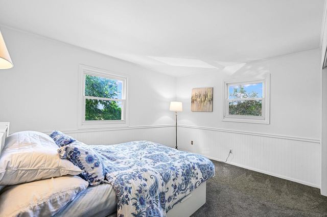 706 Wexford WAY, Hartland, WI 53029