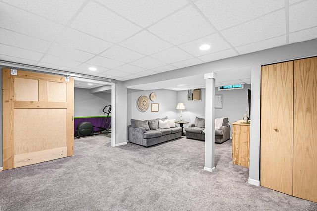 706 Wexford WAY, Hartland, WI 53029