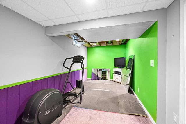 706 Wexford WAY, Hartland, WI 53029