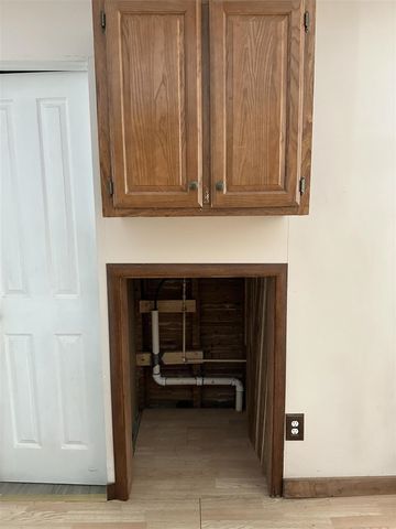 73541 39th Street, Paw Paw, MI 49079