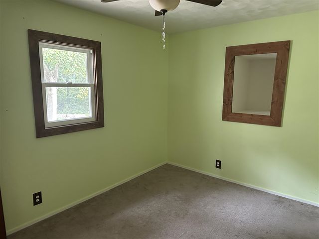 73541 39th Street, Paw Paw, MI 49079