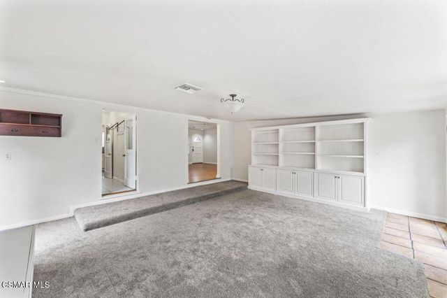 6026 Greenbush Avenue, Van Nuys, CA 91401