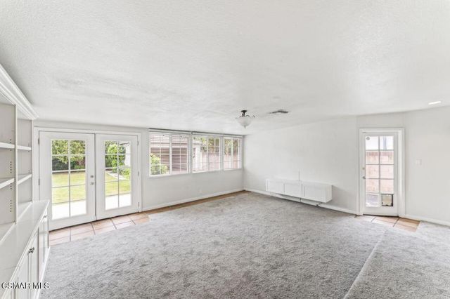 6026 Greenbush Avenue, Van Nuys, CA 91401