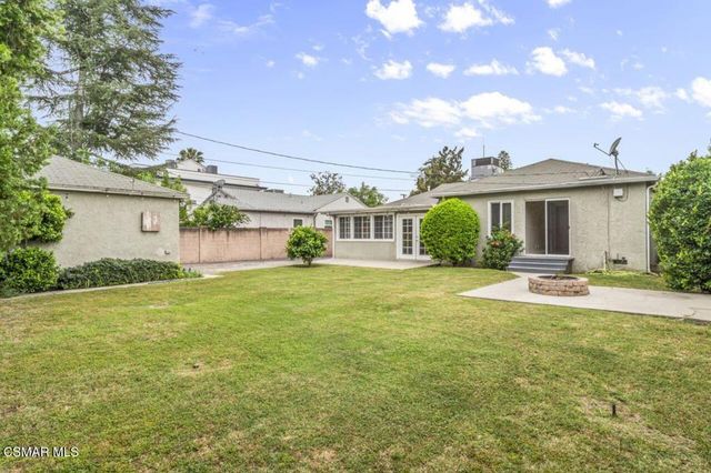 6026 Greenbush Avenue, Van Nuys, CA 91401