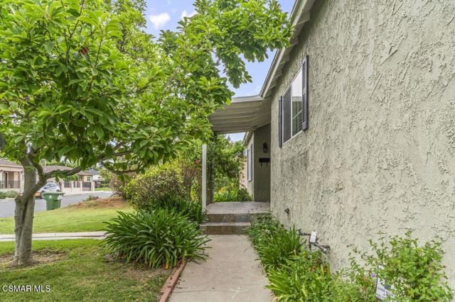 6026 Greenbush Avenue, Van Nuys, CA 91401