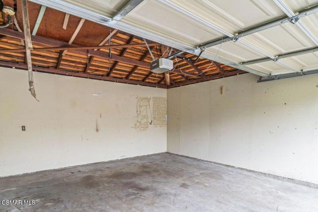 6026 Greenbush Avenue, Van Nuys, CA 91401