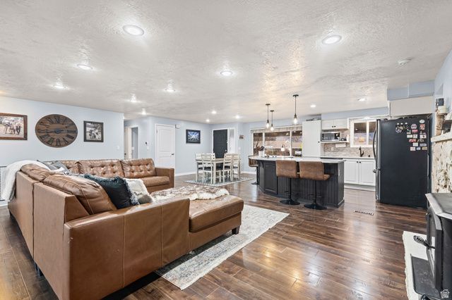 1065 N 100 E, American Fork, UT 84003