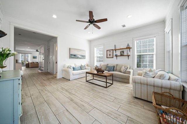 18 Lakeland Drive, Miramar Beach, FL 32550