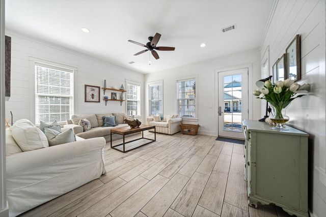 18 Lakeland Drive, Miramar Beach, FL 32550