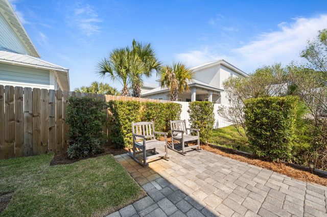 18 Lakeland Drive, Miramar Beach, FL 32550