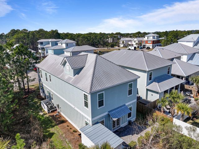 18 Lakeland Drive, Miramar Beach, FL 32550