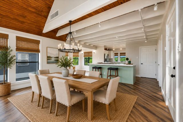 35 Lazy Lane, Kemah, TX 77565