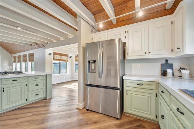 35 Lazy Lane, Kemah, TX 77565