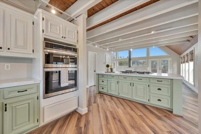 35 Lazy Lane, Kemah, TX 77565