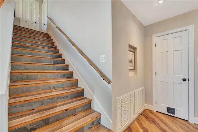 35 Lazy Lane, Kemah, TX 77565