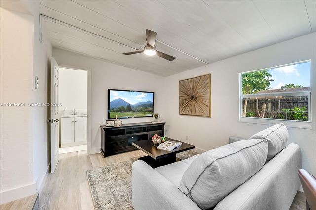 1164 NW 45th Ave, Lauderhill, FL 33313