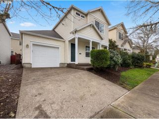 1262 Ne KINNEY St, Hillsboro, OR 97124