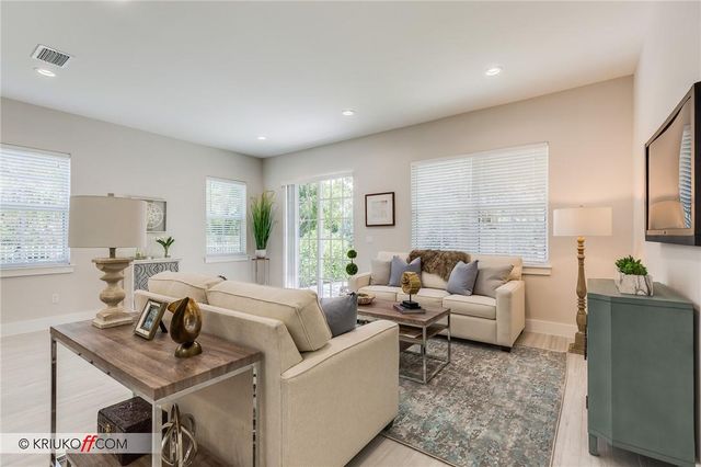 637 SW 12 AVE, Fort Lauderdale, FL 33312