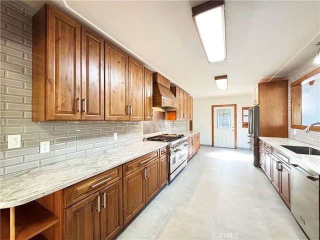 4101 Chinquapin Drive, Willits, CA 95490