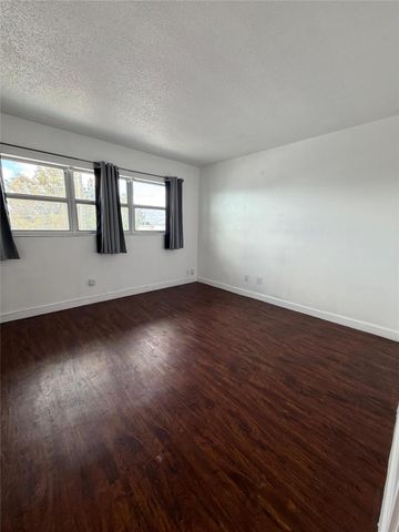 5203 NE 24th Ter B-311, Fort Lauderdale, FL 33308