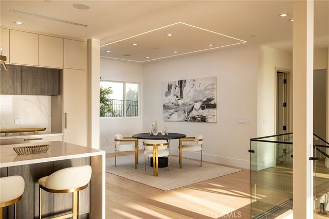 4 Narbonne, Newport Beach, CA 92660