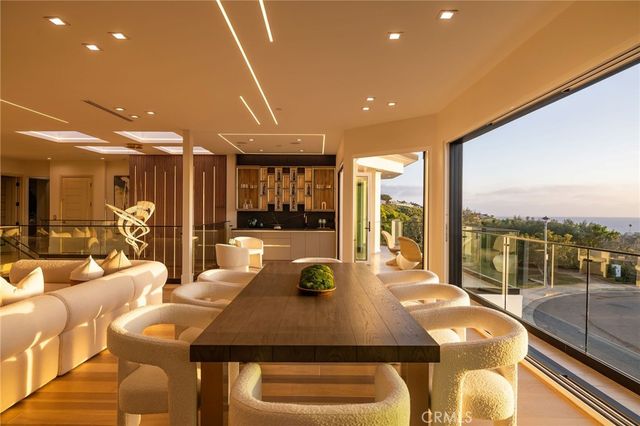 4 Narbonne, Newport Beach, CA 92660