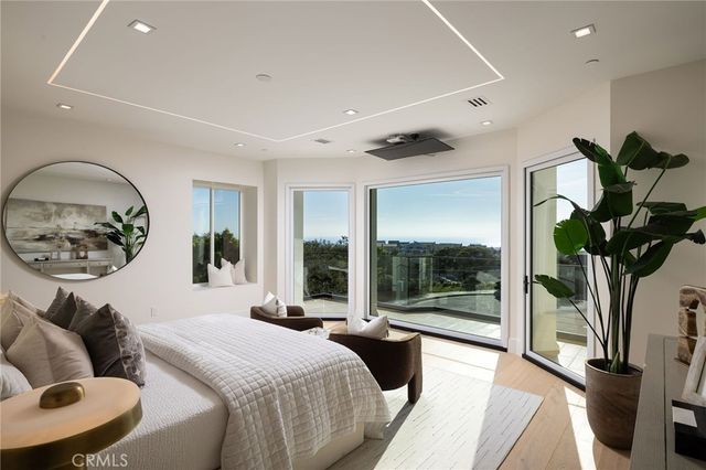 4 Narbonne, Newport Beach, CA 92660