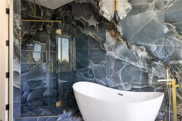 4 Narbonne, Newport Beach, CA 92660