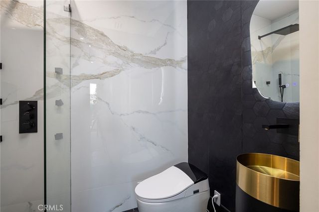 4 Narbonne, Newport Beach, CA 92660