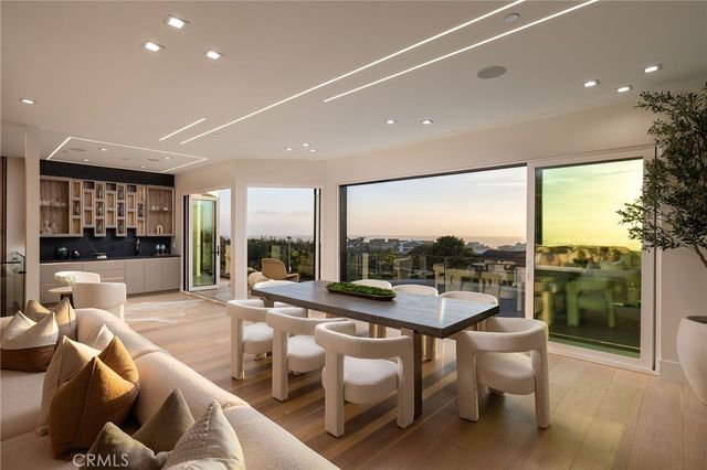 4 Narbonne, Newport Beach, CA 92660