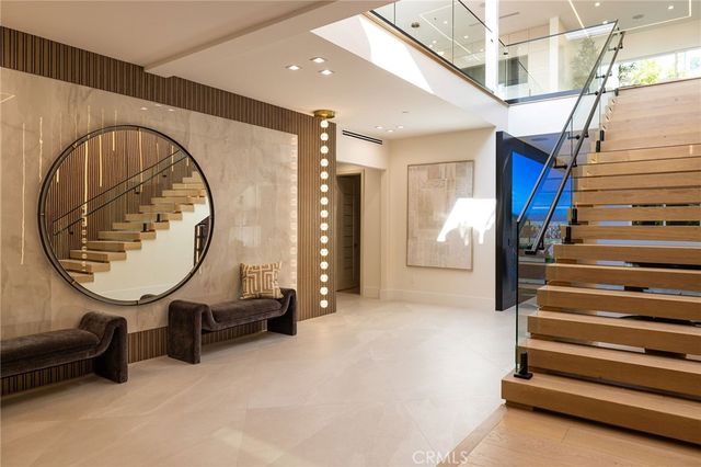 4 Narbonne, Newport Beach, CA 92660