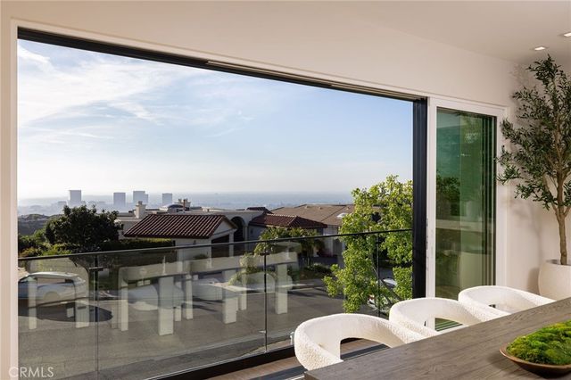 4 Narbonne, Newport Beach, CA 92660