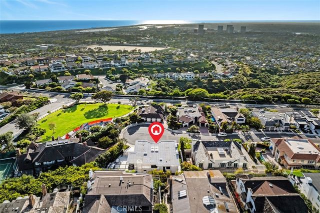 4 Narbonne, Newport Beach, CA 92660