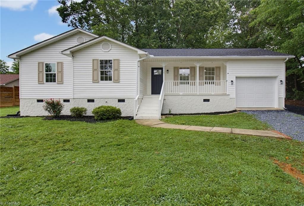 1717 Lantern Drive, Asheboro, NC 27205
