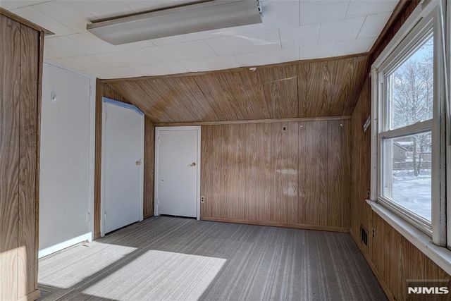 27 Old Short Hills Road, West Orange, NJ 07052