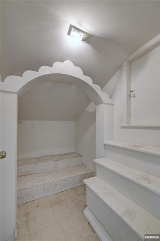 27 Old Short Hills Road, West Orange, NJ 07052