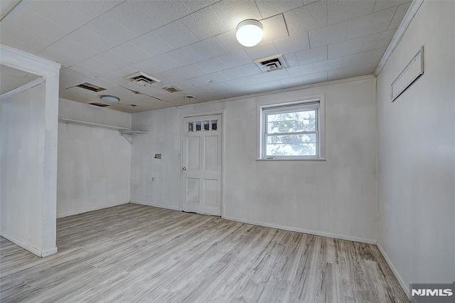 27 Old Short Hills Road, West Orange, NJ 07052