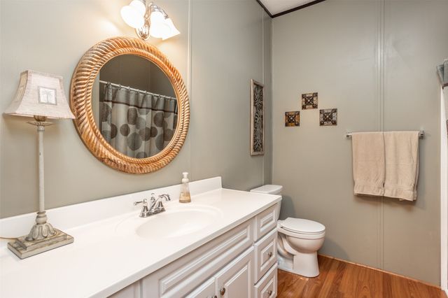 41 Thompson Road, Gainesville, TX 76240