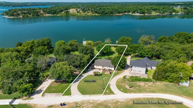 41 Thompson Road, Gainesville, TX 76240