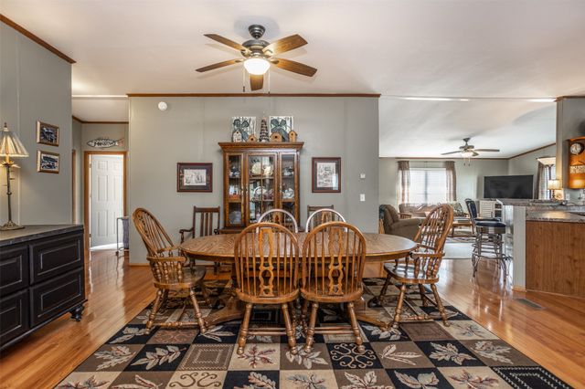 41 Thompson Road, Gainesville, TX 76240