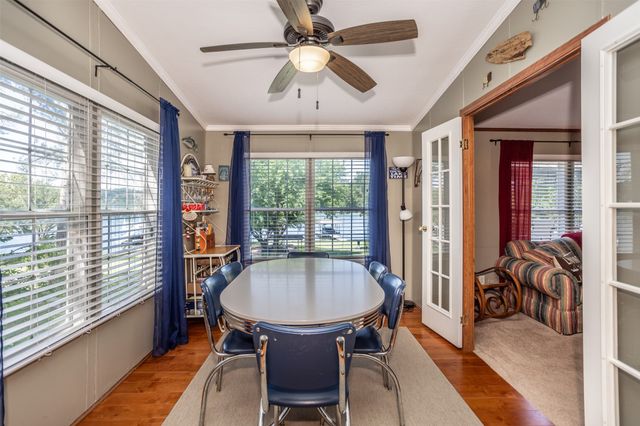 41 Thompson Road, Gainesville, TX 76240