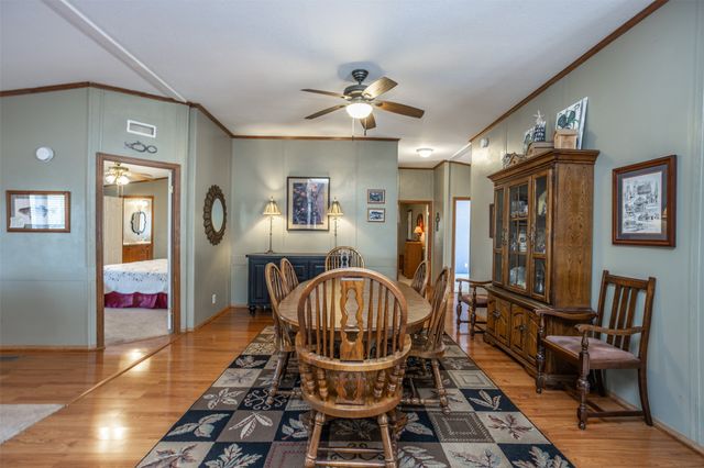 41 Thompson Road, Gainesville, TX 76240