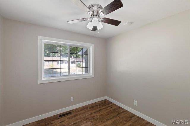 82 May Valley Lane, Fenton, MO 63026